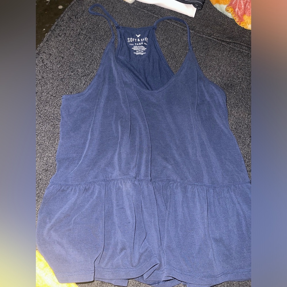 Soft and sexy American Eagle tank